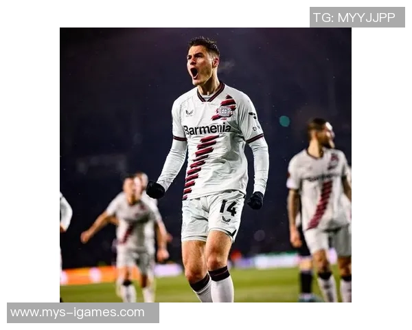 帕拉西奥斯:一开始阿隆索就信任我;助药厂拿德甲冠军是荣耀 帕拉西奥斯:一开始阿隆索就信任我;助药厂拿德甲冠军是荣耀