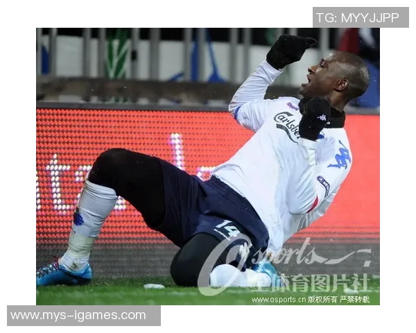 韩K联半场精彩纷呈:李昊宰、阿方索激战不断,浦项铁人暂时0-0全北现代 韩K联半场精彩纷呈:李昊宰、阿方索激战不断,浦项铁人暂时0-0全北现代